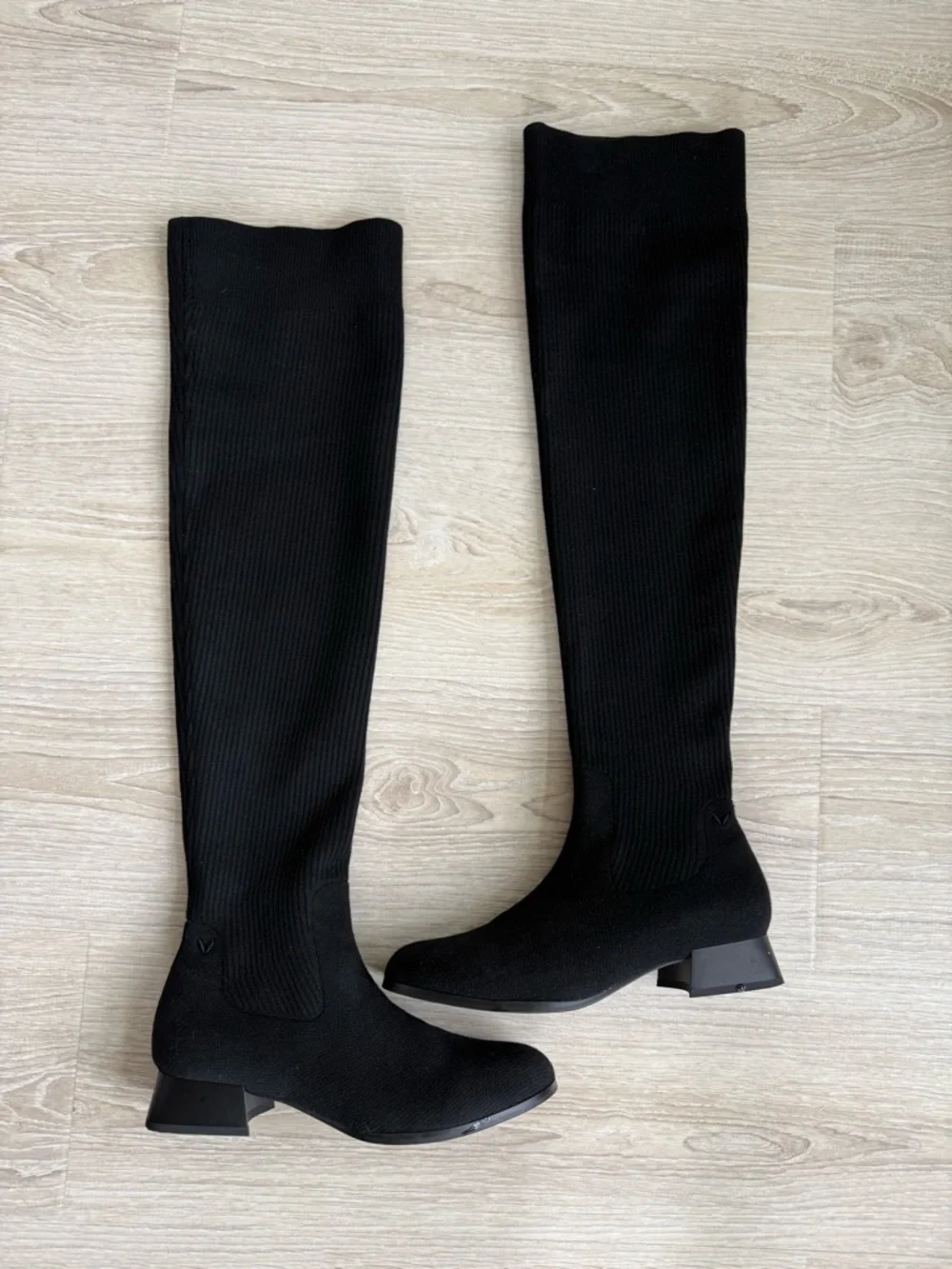 Women’s Over-the-Knee Stretch Knit Boots — Black